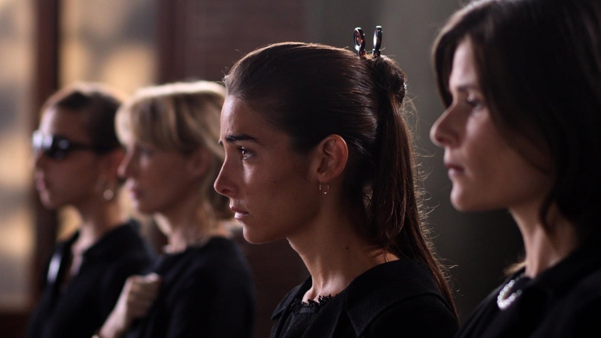 Widows of thursdays_photos2